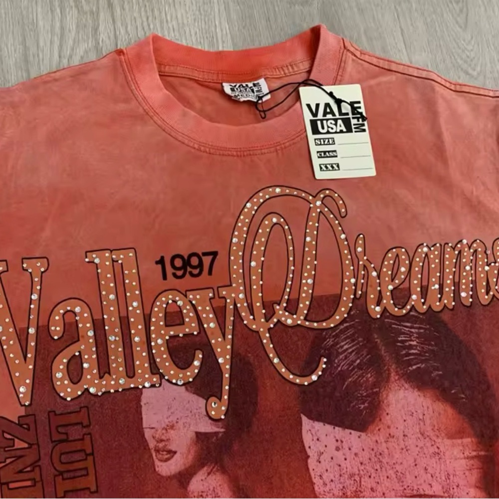 Valley Dreams Graphic T-Shirt
